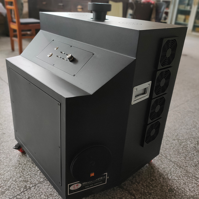 Ultra-Digital-Planetarium-Projector3ql1