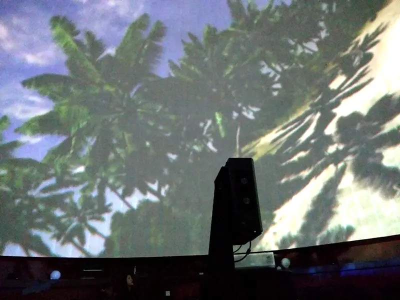 Project-for-Fisheye-Lens-Digital-Planetarium-Projectornyl