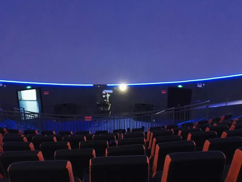 Projects-for-Planetariums-and-Dome-Cinemas7j2n