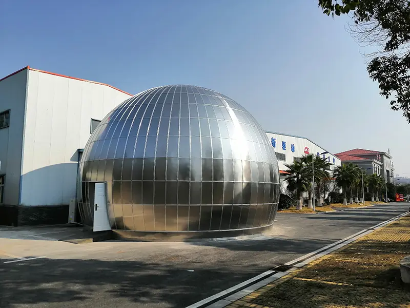 Projects-for-Planetariums-and-Dome-Cinemas1m49