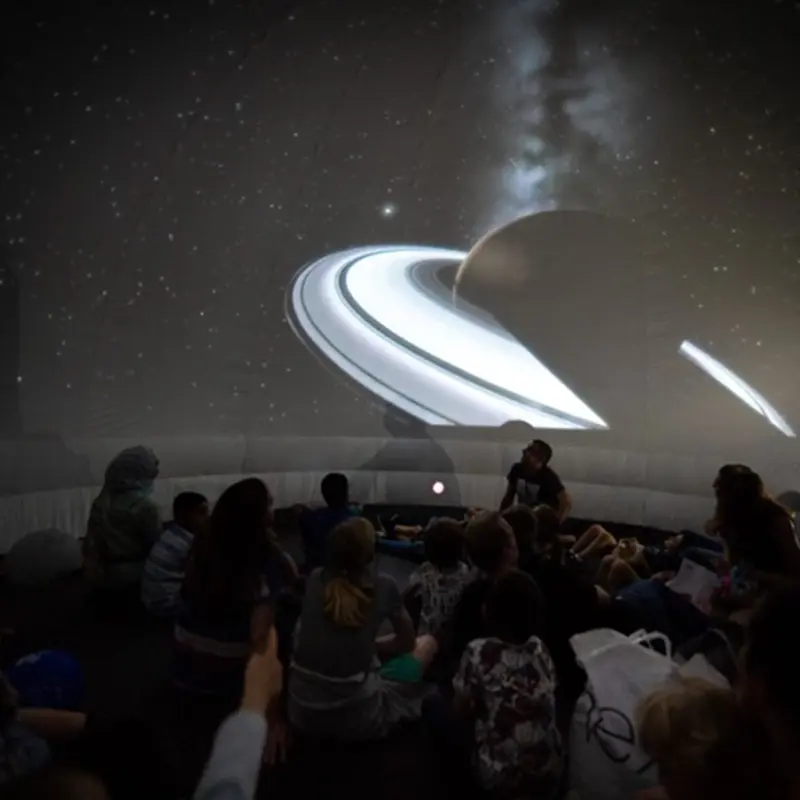 Ultra-Digital-Planetarium-Projector1t7w